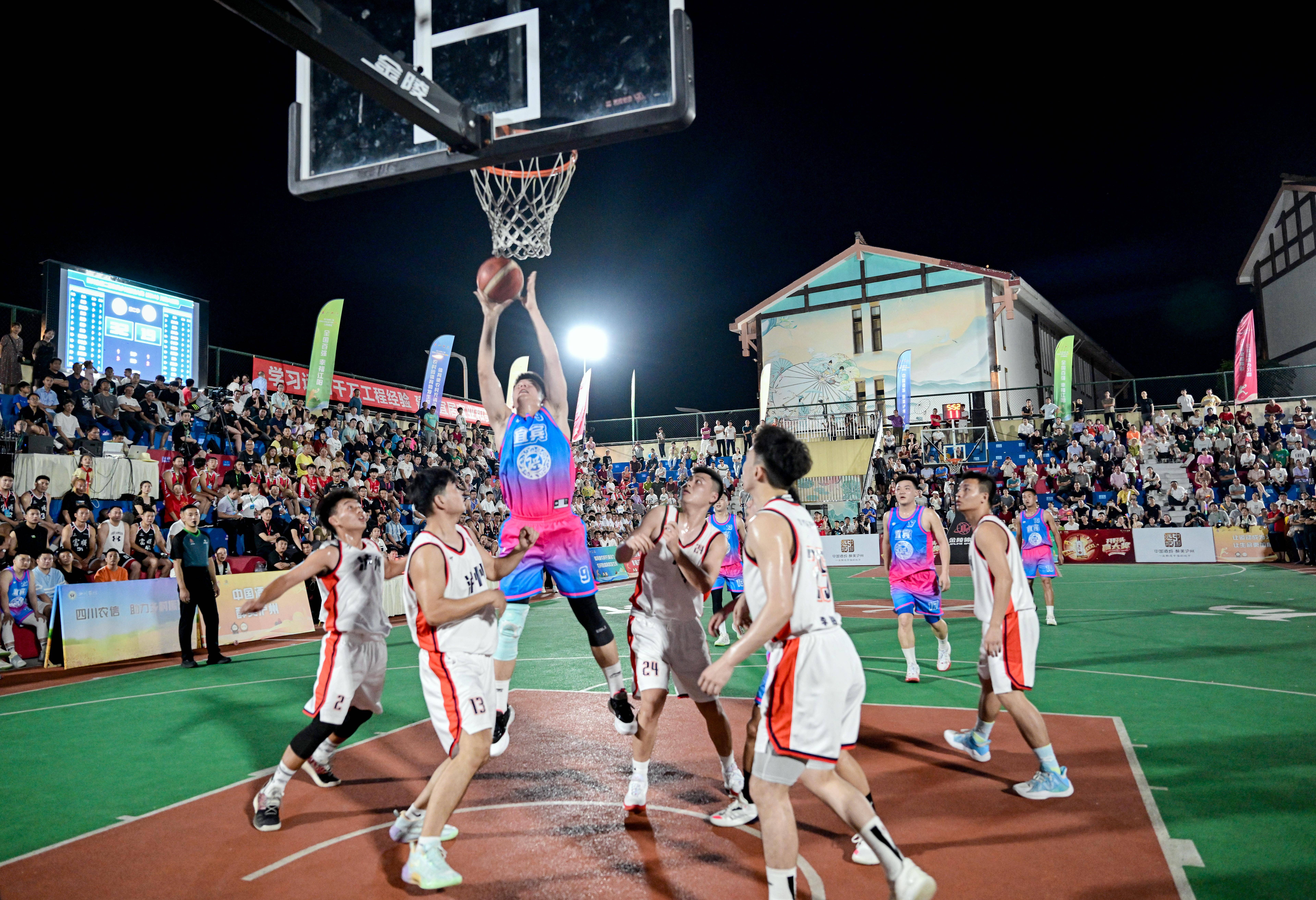 网友们晒出的最新篮球赛前气氛 网友们晒出的最新篮球赛前气氛