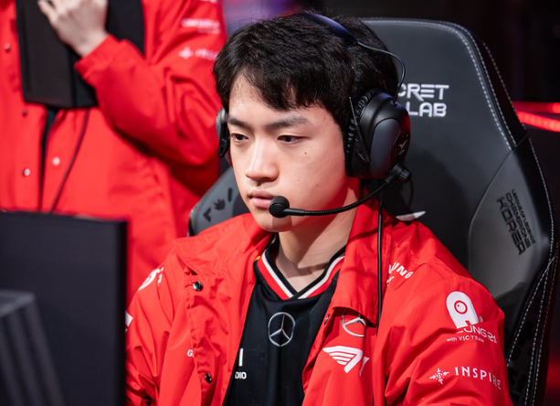 开云体育在线-HLE绝杀JDG，Keria操刀奇招英雄翻盘顶尖较量入围赛，技惊四座的简单介绍