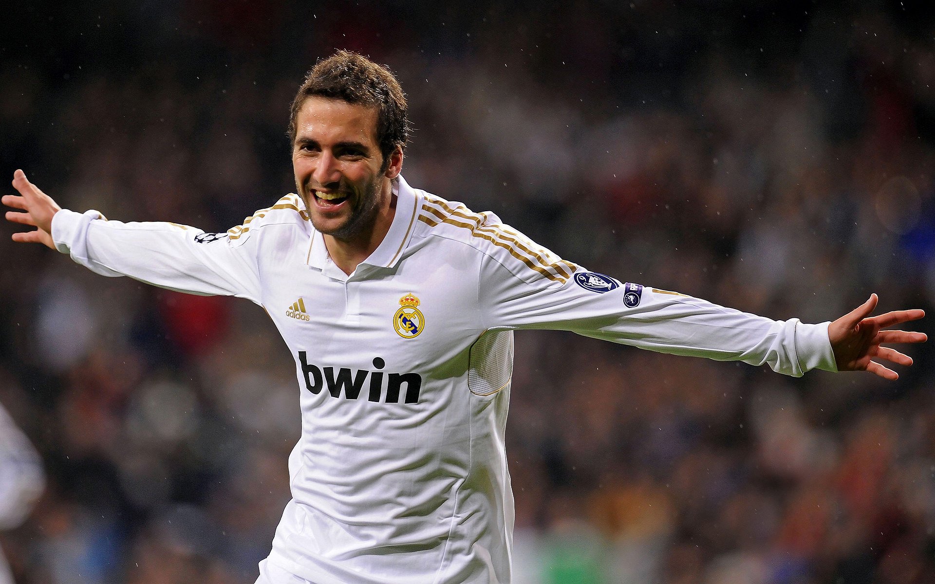 北欧神话的终结?亚特兰大精密战术如何全面压制芬兰足球的欧冠梦想