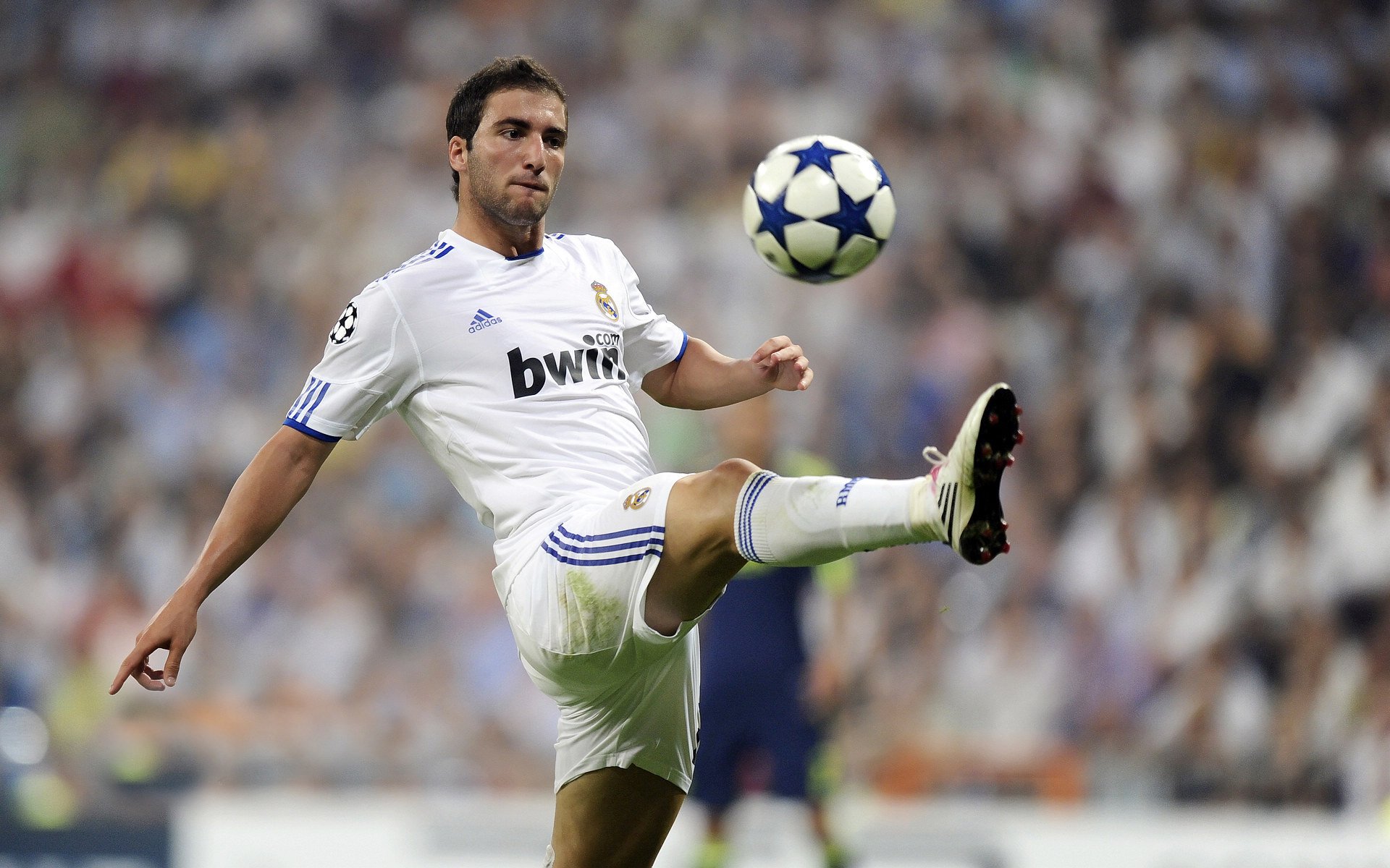 开云体育下载-冰火交响曲，当深圳压哨绝杀遇上贝恩欧冠接管