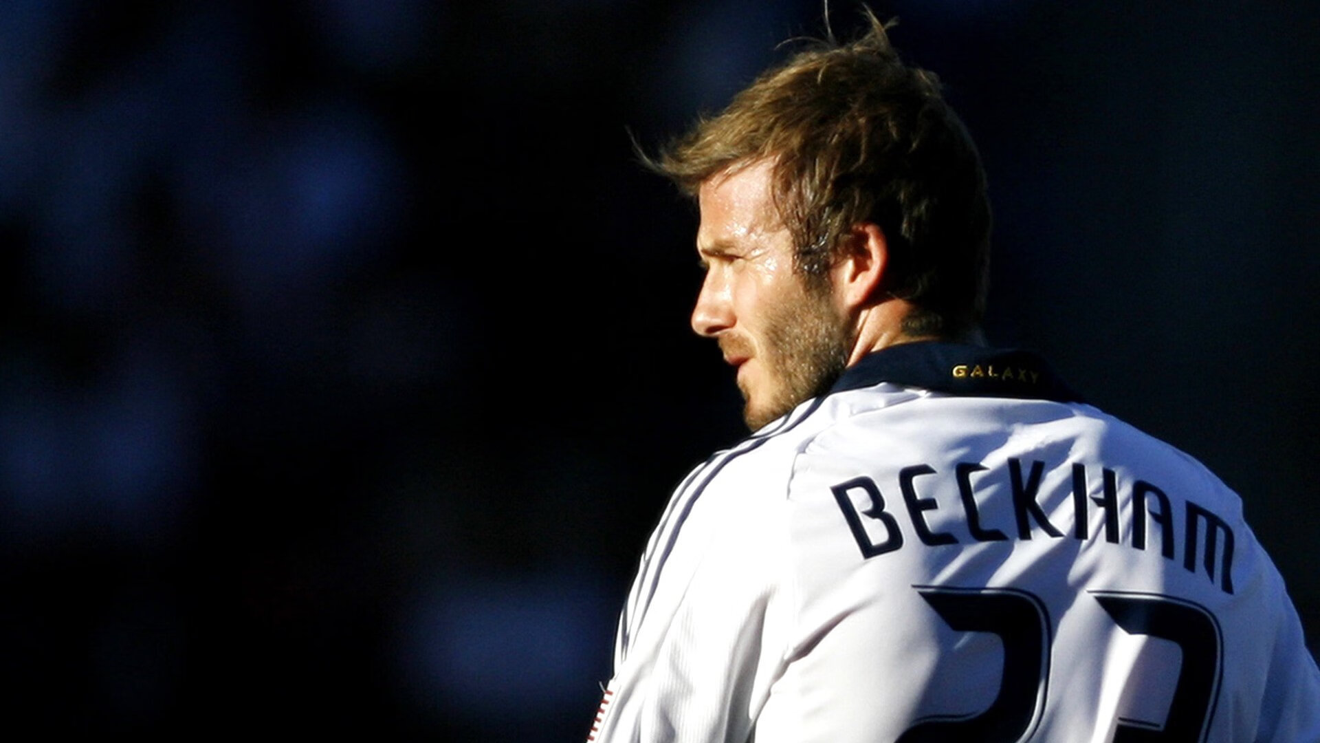 开云体育-苏亚雷斯压力下完成爆发，洪都拉斯提前终结悬念曼联